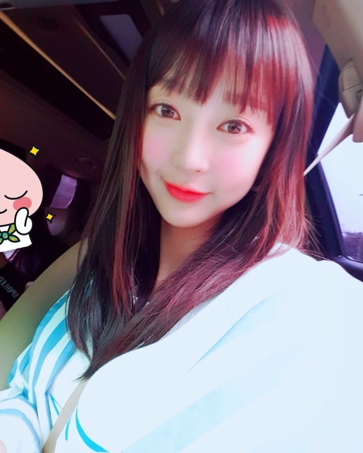 [exid[分享]180614 慧潾分享自拍照 今天也是漫画级颜值