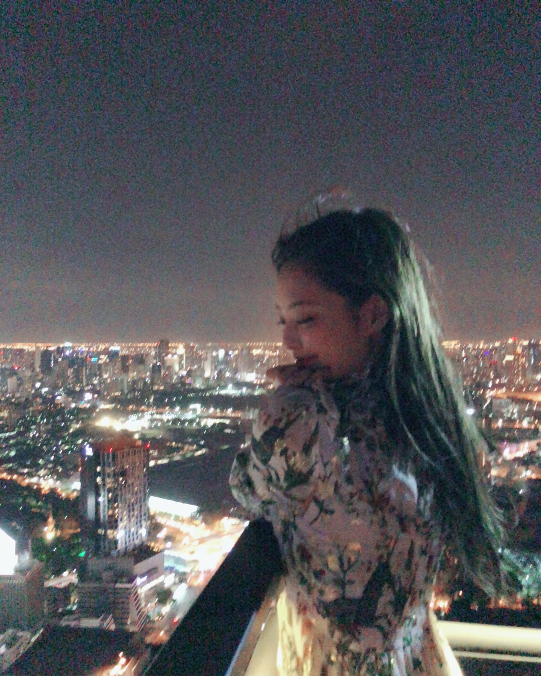 blackpink分享180730周末清理手机内存jennie泰国旅行照大放出