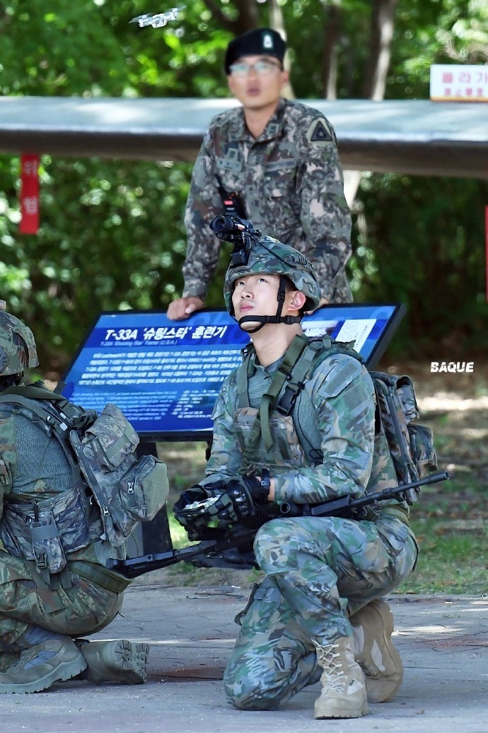 韩国陆军军服图片