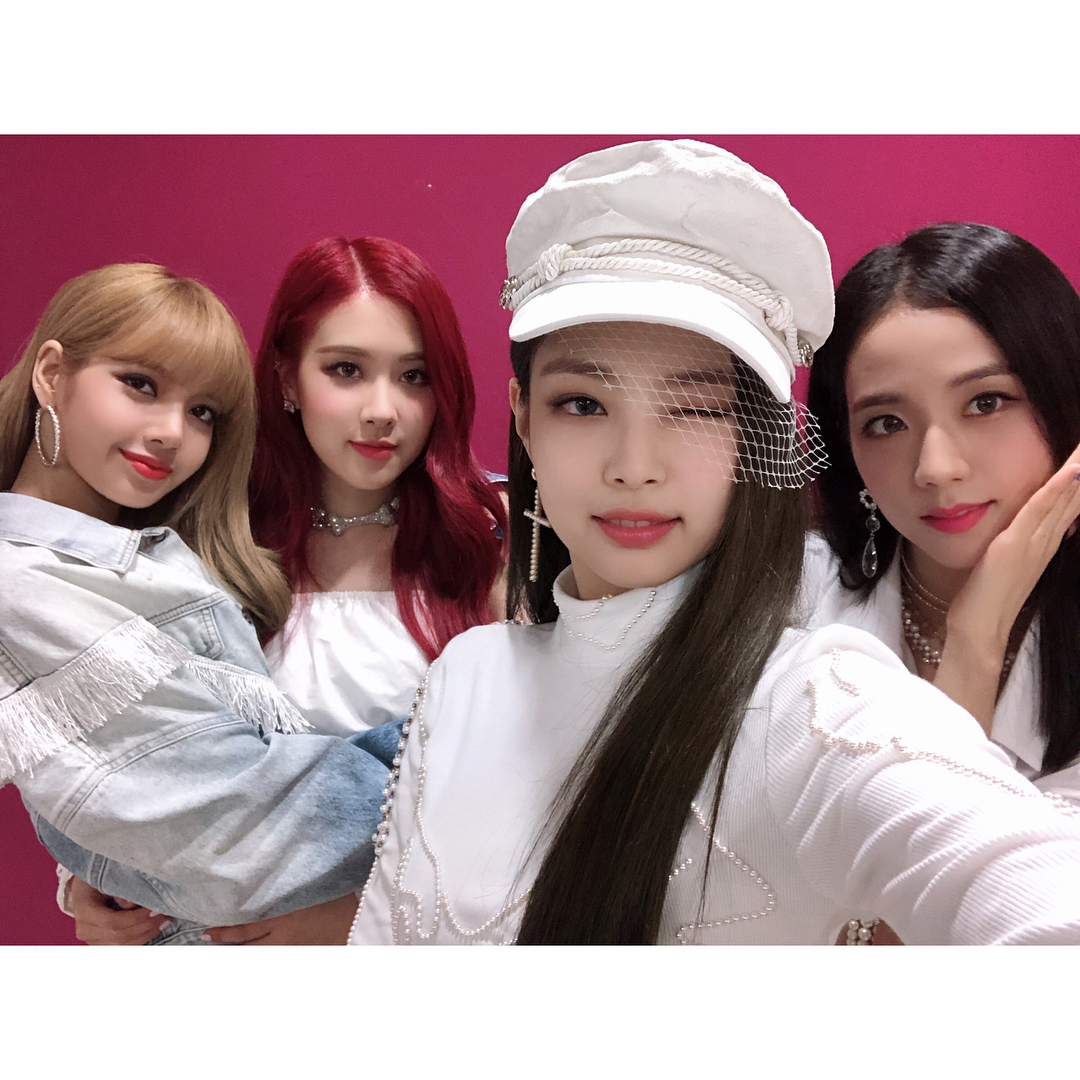 [blackpink][分享]180630 blackpink本週音中後臺照公開 清爽美貌太